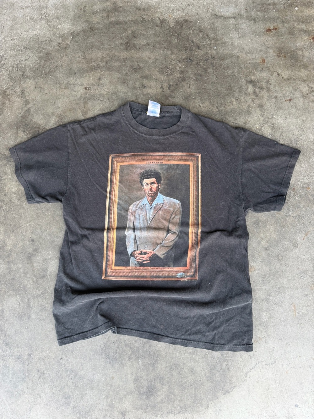 Seinfeld The Kramer Portrait Tee 1990s Comedy TV Sitcom in Woman’s M